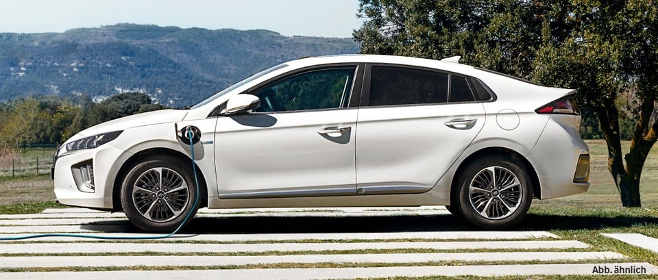 IONIQ Plug-in-Hybrid Intro