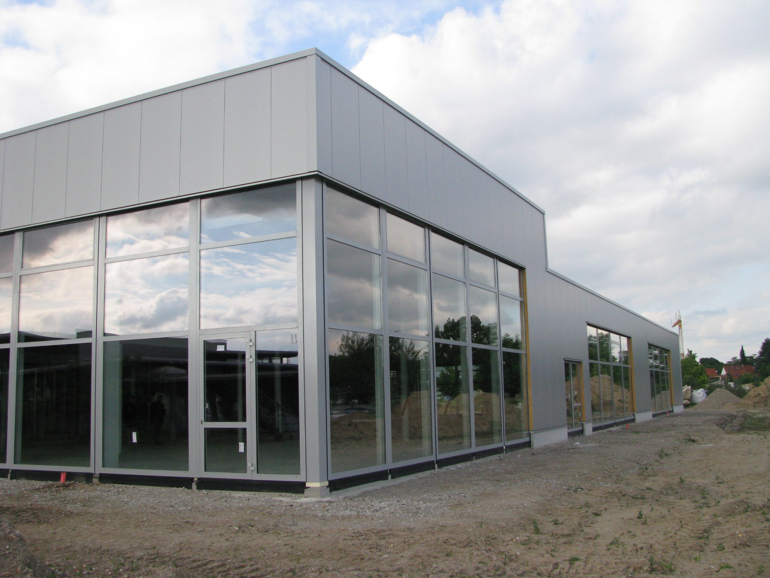 Neubau der Ausstellungshalle & Servicezentrale